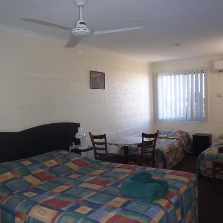 Harbour Lodge Motel Gladstone Exterior photo